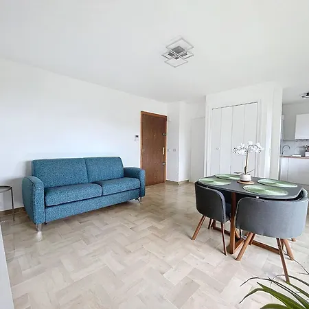 公寓 Les Pins Detente & 胡安莱潘